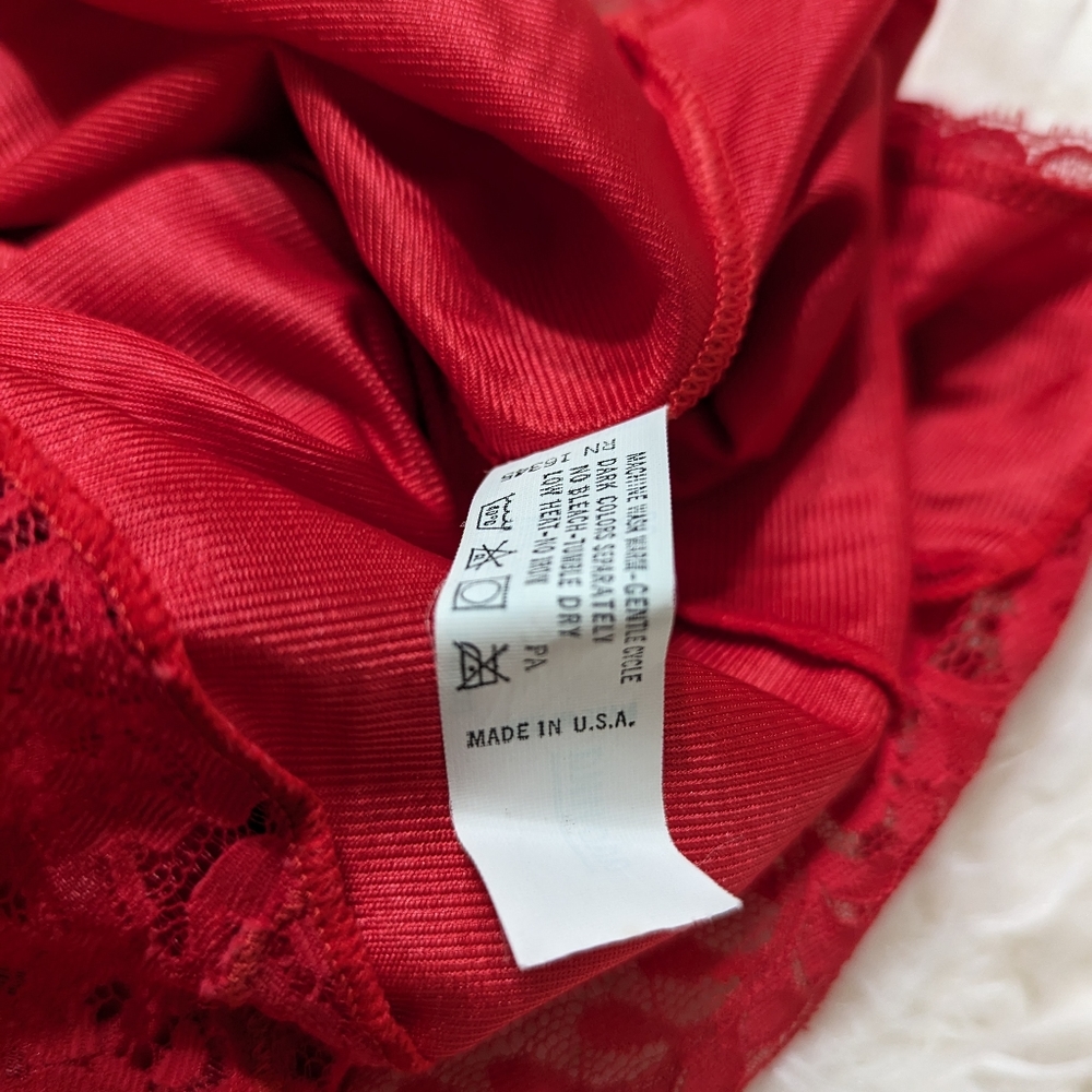 V I N T A G E:: Adonna Red VNeck Lace Nylon Camisole - Picture 8 of 8